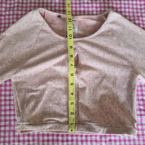Gymshark Long Sleeve Crop Top Sz S - Picture 5 of 6